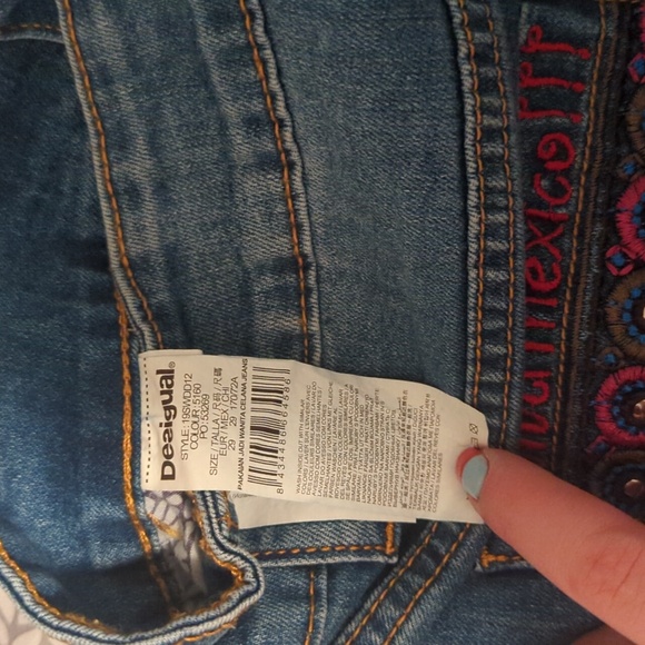 Desigual Catrina Denim Shorts - Picture 9 of 10